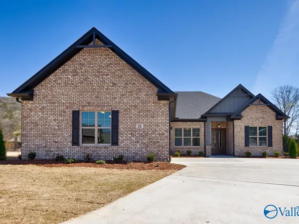 21 Payton Oaks Pl, Gurley, AL 35748