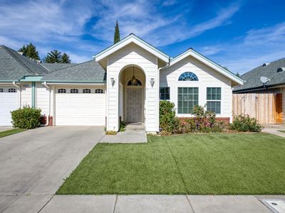 1708 E Morningstar Ln, Fresno, CA, 93720