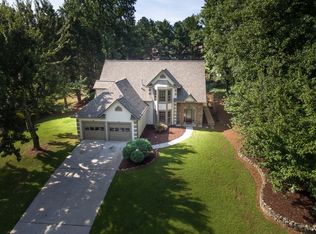 190 Red Oak Ln, Alpharetta, GA