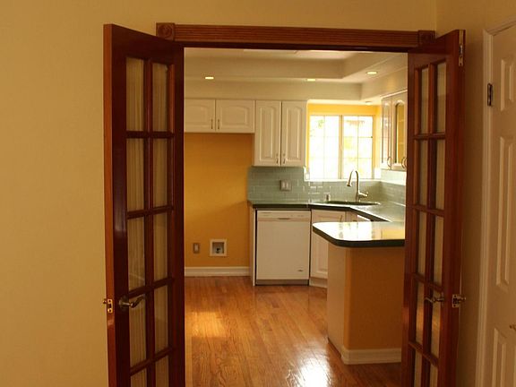3rd image of 8389 Shoup Ave