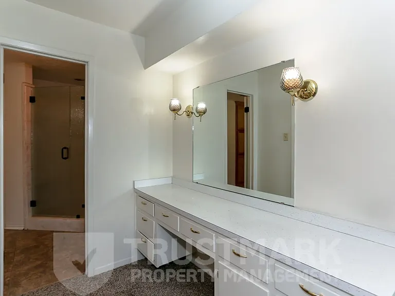 101 Highland Oaks Dr — Photo 23
