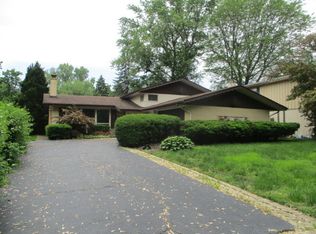 512 Highland Rd, Hinsdale, IL 60521