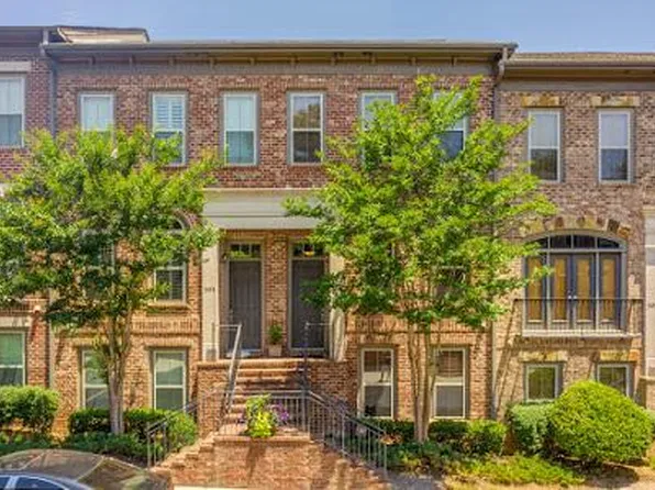 2453 Crescent Park Ct, Atlanta, GA 30339