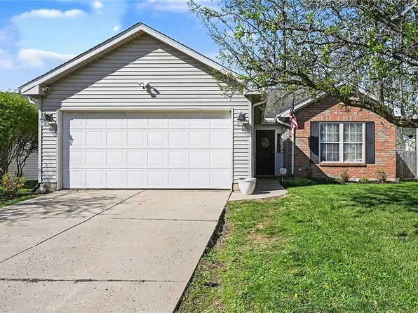 2460 Miami Village Dr, Miamisburg, OH 45342