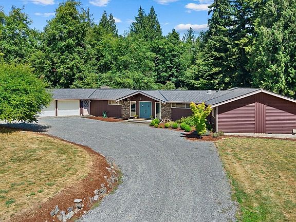 2nd image of 3209 102nd Avenue NE
