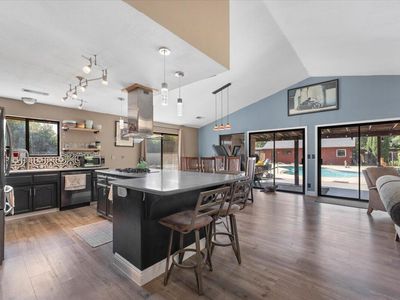 2025 El Verano St, Redding, CA, 96002