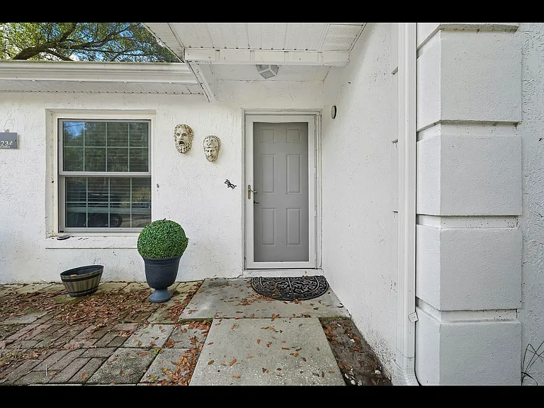 4234 Illicium Ln — Photo 10