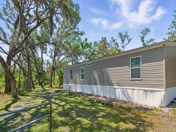2411 Lonnie Houck Rd, Perry, FL 32348