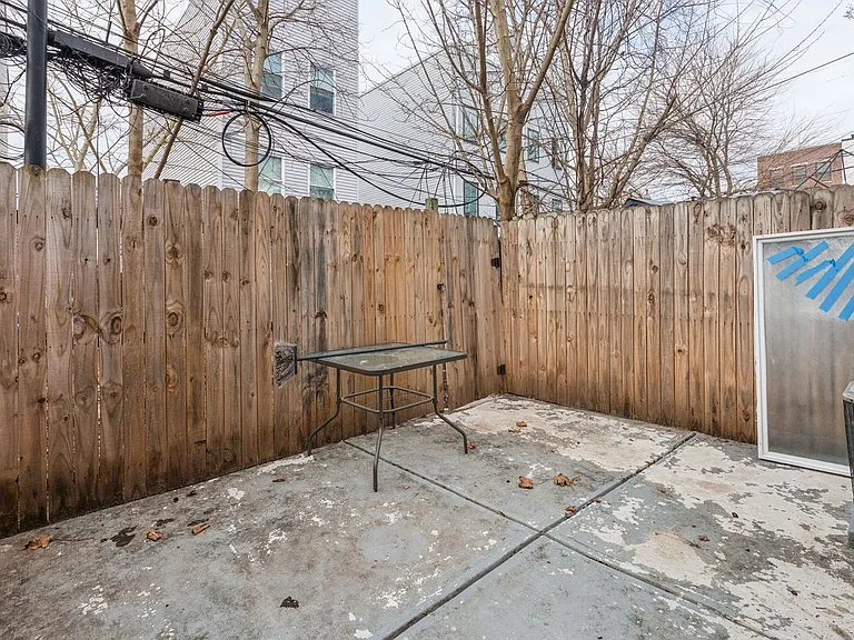1450 N Marston St — Photo 29