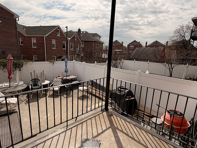 2328 Esplanade #1R — Photo 5