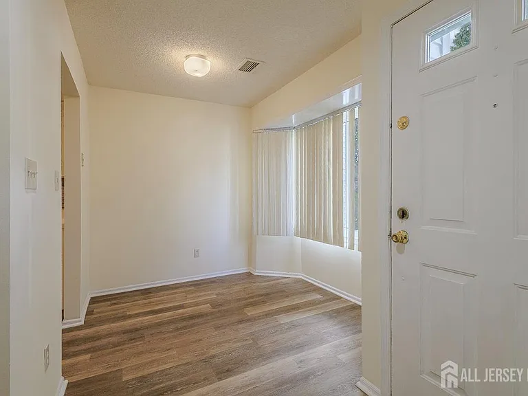 139 Baron Ln — Photo 6