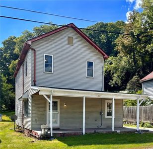 611 Wabash St, Industry, PA, 15052