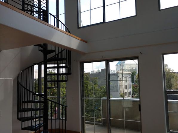 33 NW 6th Ave APT 401