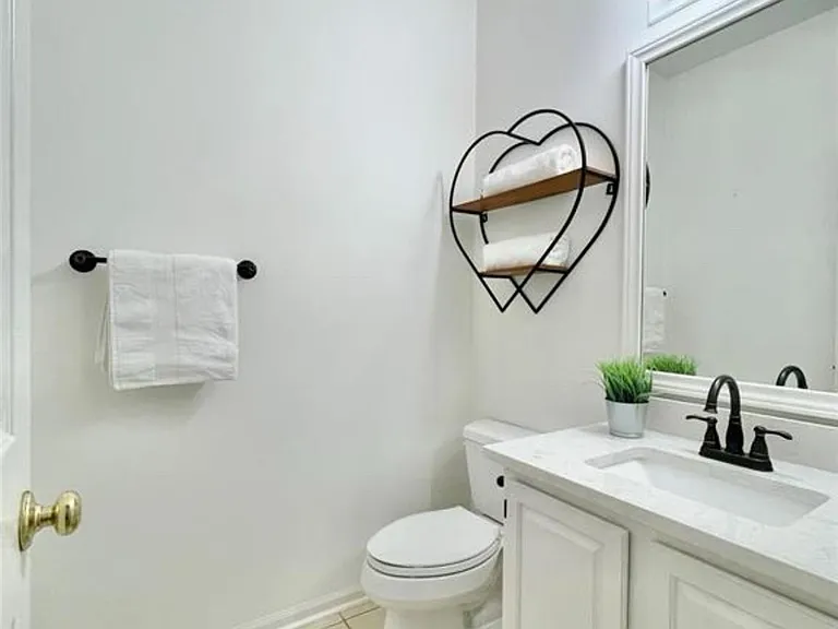8 Greentwig Pl — Photo 19