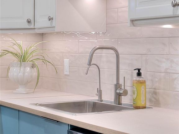 3rd image of 35 Green Valley Dr #1514