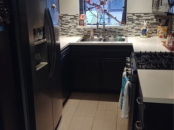3rd image of 18020 Saratoga Way Unit 536