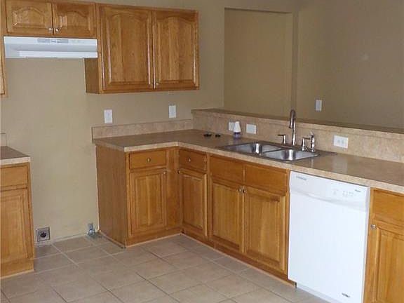 4th image of 7650 Wesleyan Dr