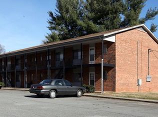 322 W Wall St, Rural Hall, NC 27045