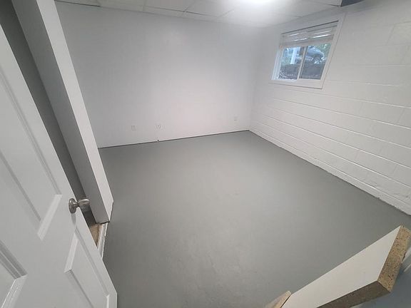 5th image of 117 7th St SE #2