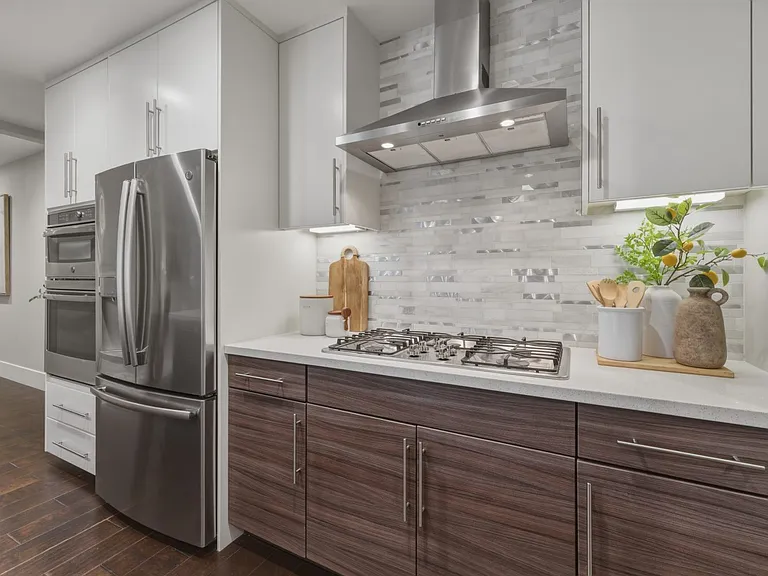 600 El Camino Real #308 — Photo 3