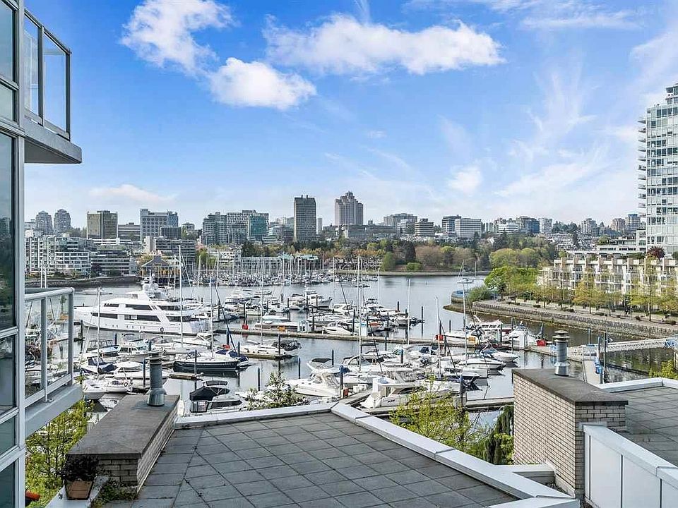 1st image of 1077 Marinaside Cres #605