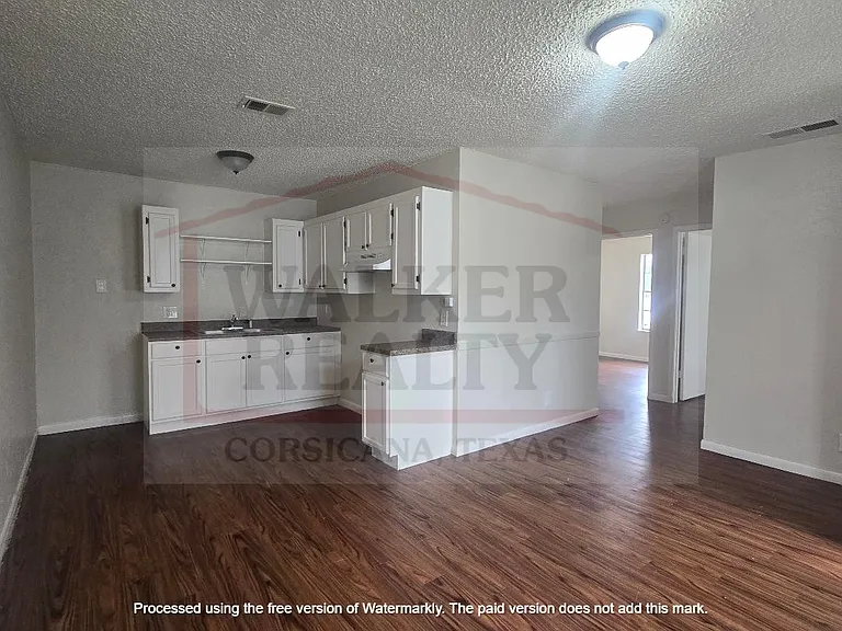 232 S 41st St #7 — Photo 1
