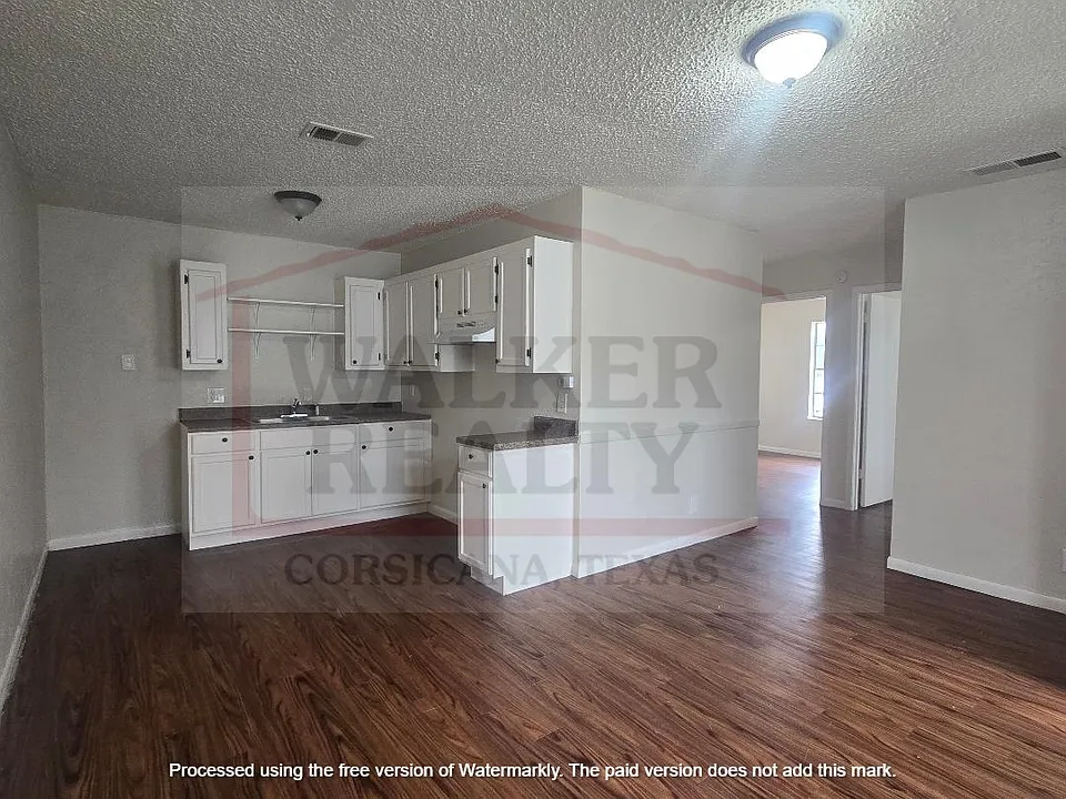 232 S 41st St #7