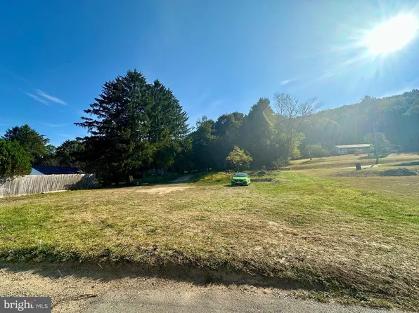 361 Court St, Lehighton, PA 18235