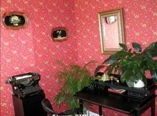 119 Ridgewood Rd, West Hartford, CT 06107