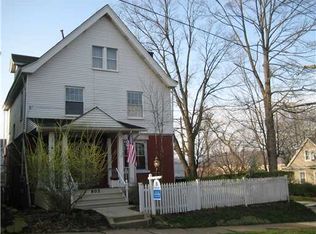 602 Pennsylvania Ave, Oakmont, PA