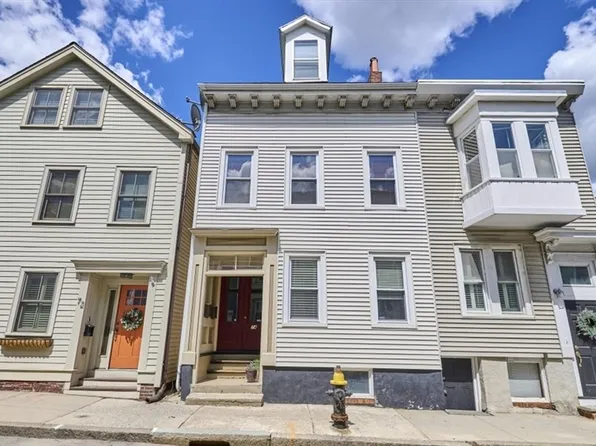 74 School St #3, Charlestown, MA 02129