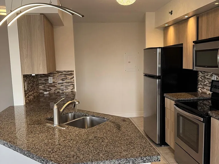 760 Sheppard Ave W #614 — Photo 8