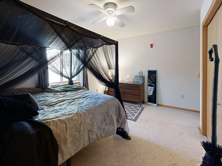 106 N Silver St — Photo 11