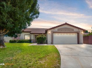 1019 Bertina Ct, Bakersfield, CA 93307