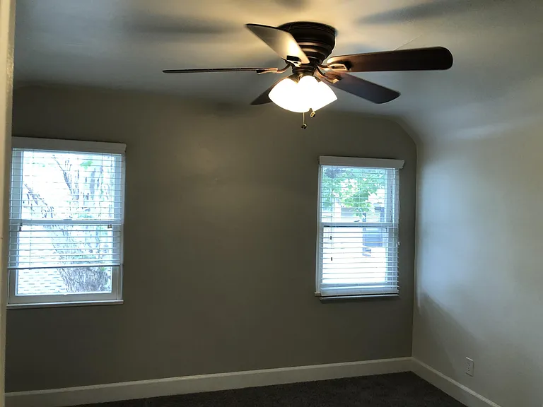 150 N Berkeley Ave #B — Photo 25