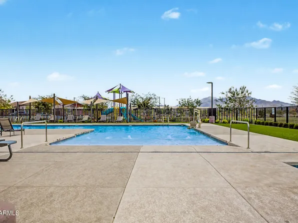 15587 W KENDALL Street, Goodyear, AZ 85338