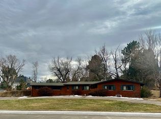 7 Sierra Vista Dr, Colorado Springs, CO 80906