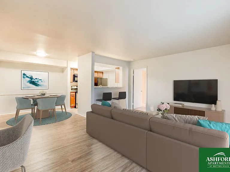 Ashford Apartments at Betton Hills — Photo 4