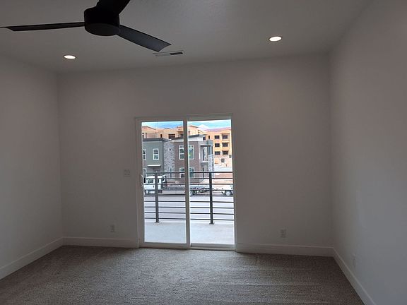3rd image of 806 E Desert Cactus Dr