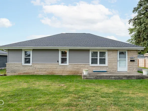 2401 W 11th St, Muncie, IN 47302