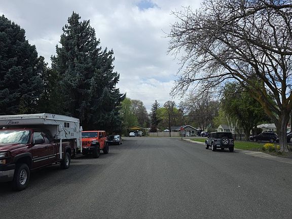4th image of 108 W 11th Ave