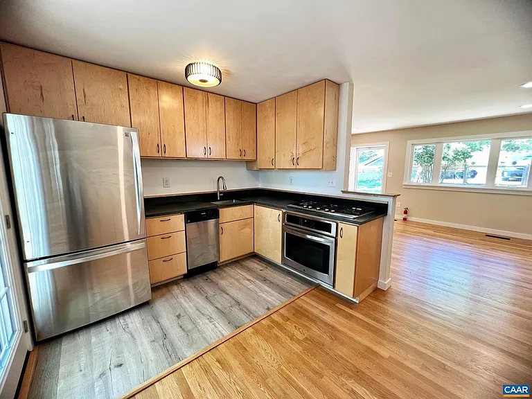 1410 Monticello Rd — Photo 8