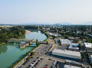 515 S 1st St, Mount Vernon, WA 98273