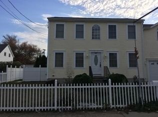 111 Orswell St, Fall River, MA 02724