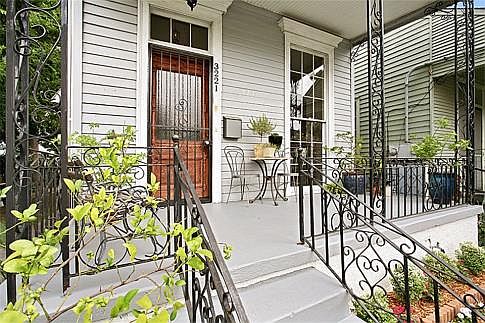 2nd image of 3221 Laurel St