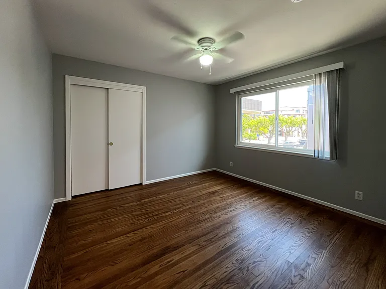554 Walnut St #5 — Photo 7