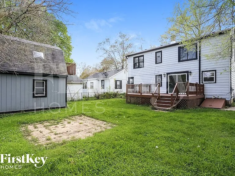 723 Fulton Ave — Photo 15