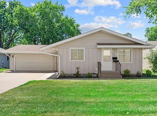 229 8th Ave SE, Osseo, MN 55369