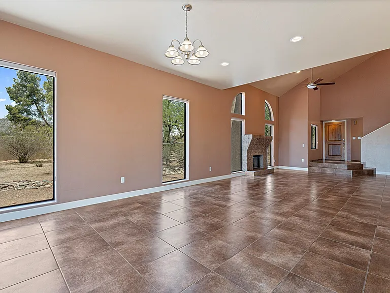 10270 E Glenn St — Photo 32