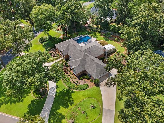 2nd image of 9020 Glen Eagle Way